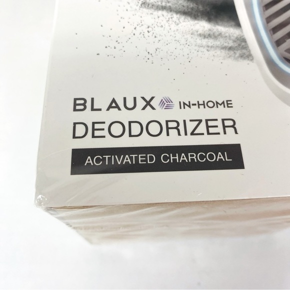 Blaux In Home Plug In Charcoal Air Filter Deodorizer Nightlight - Picture 6 of 10